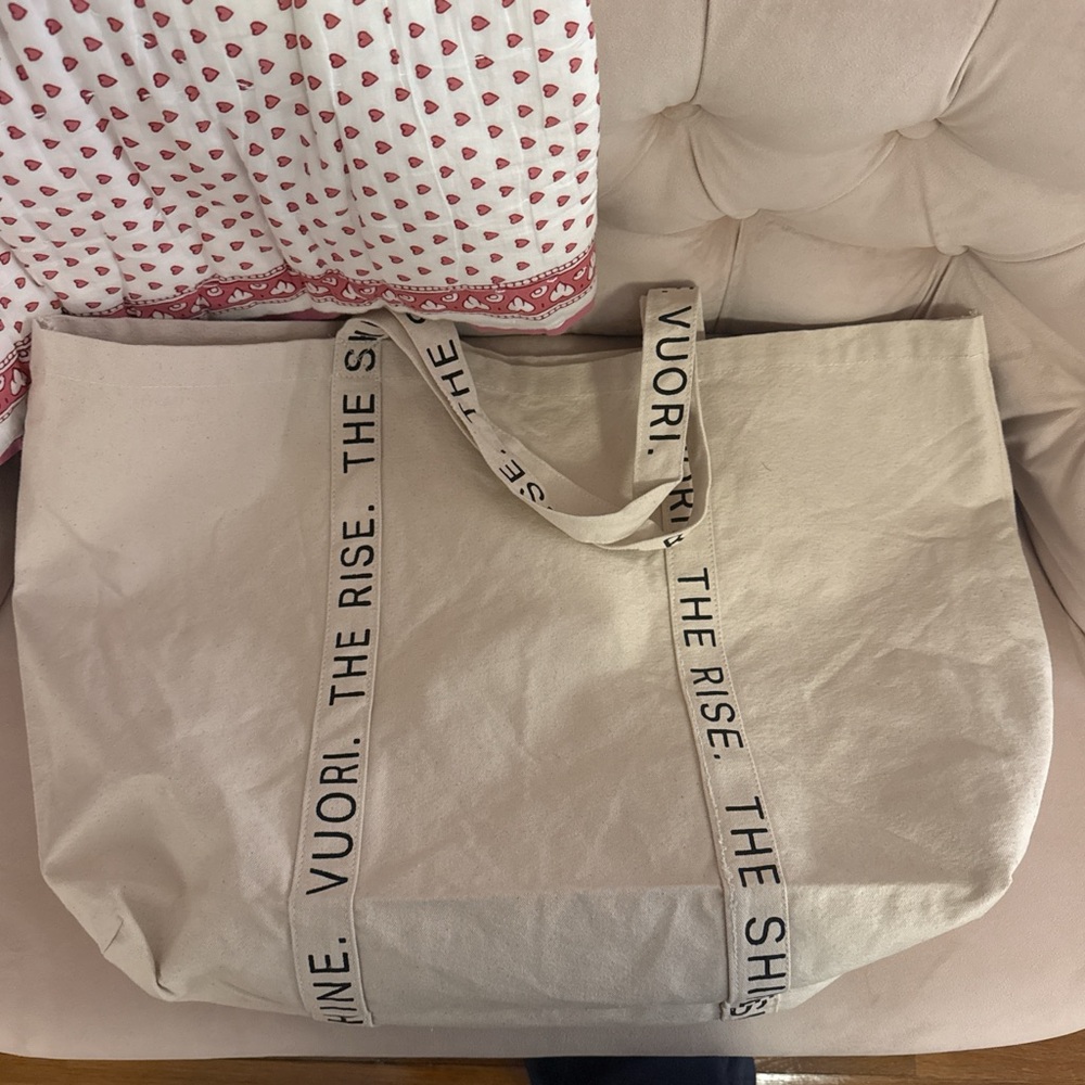 Vuori tote bag
